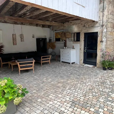Q 1825 Apartment *